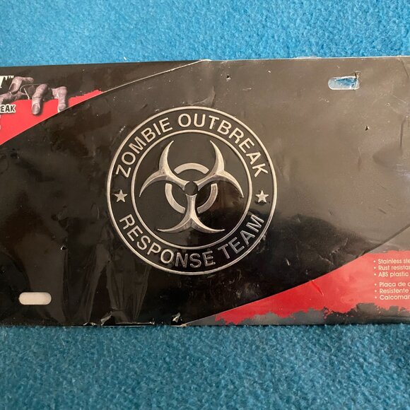 NIP~Pilot Brand " Zombie Response Team" License Plate - Picture 5 of 8
